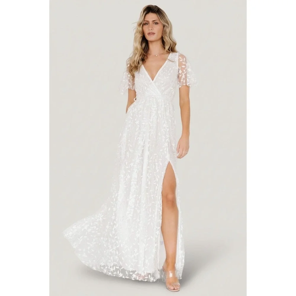 NWT Baltic Born Marseille Embossed Maxi Dress White Floral Embroidery V-Neck M - Picture 2 of 7